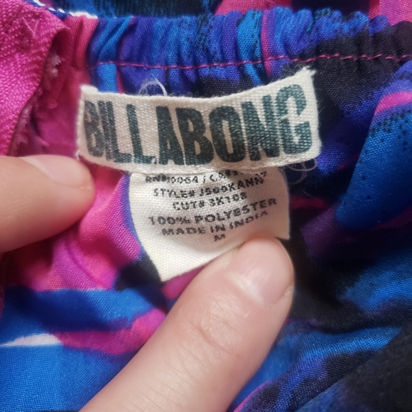 BILLABONG TOP SIZE MEDIUM - Picture 3 of 3